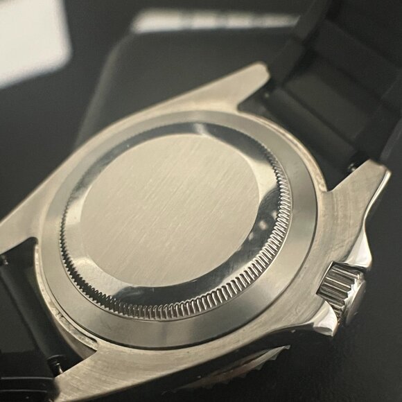 Seiko Mod The World Automatic Watch - Picture 4 of 5